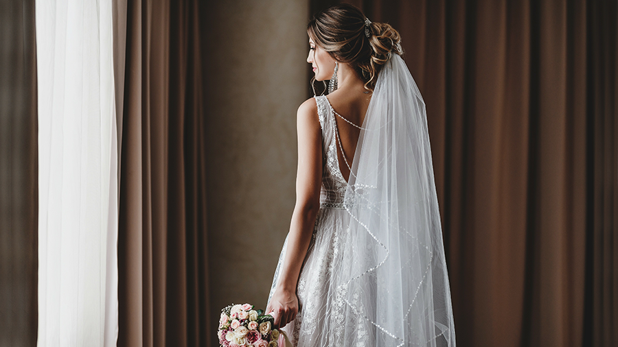 2022 Wedding Hairstyles with Veil for Long, Medium and Short Hair  Bridal  hair veil, Bride hairstyles with veil, Wedding hairstyles with veil