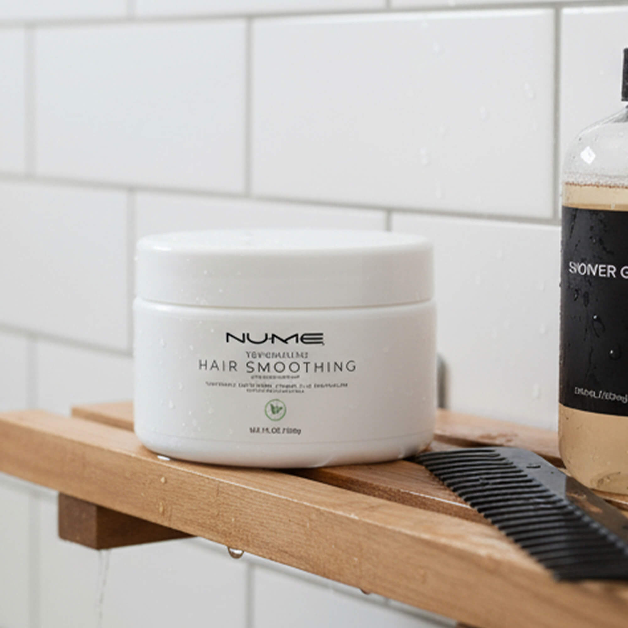 Nume Vegan Tourmaline Hair lisse à la maison