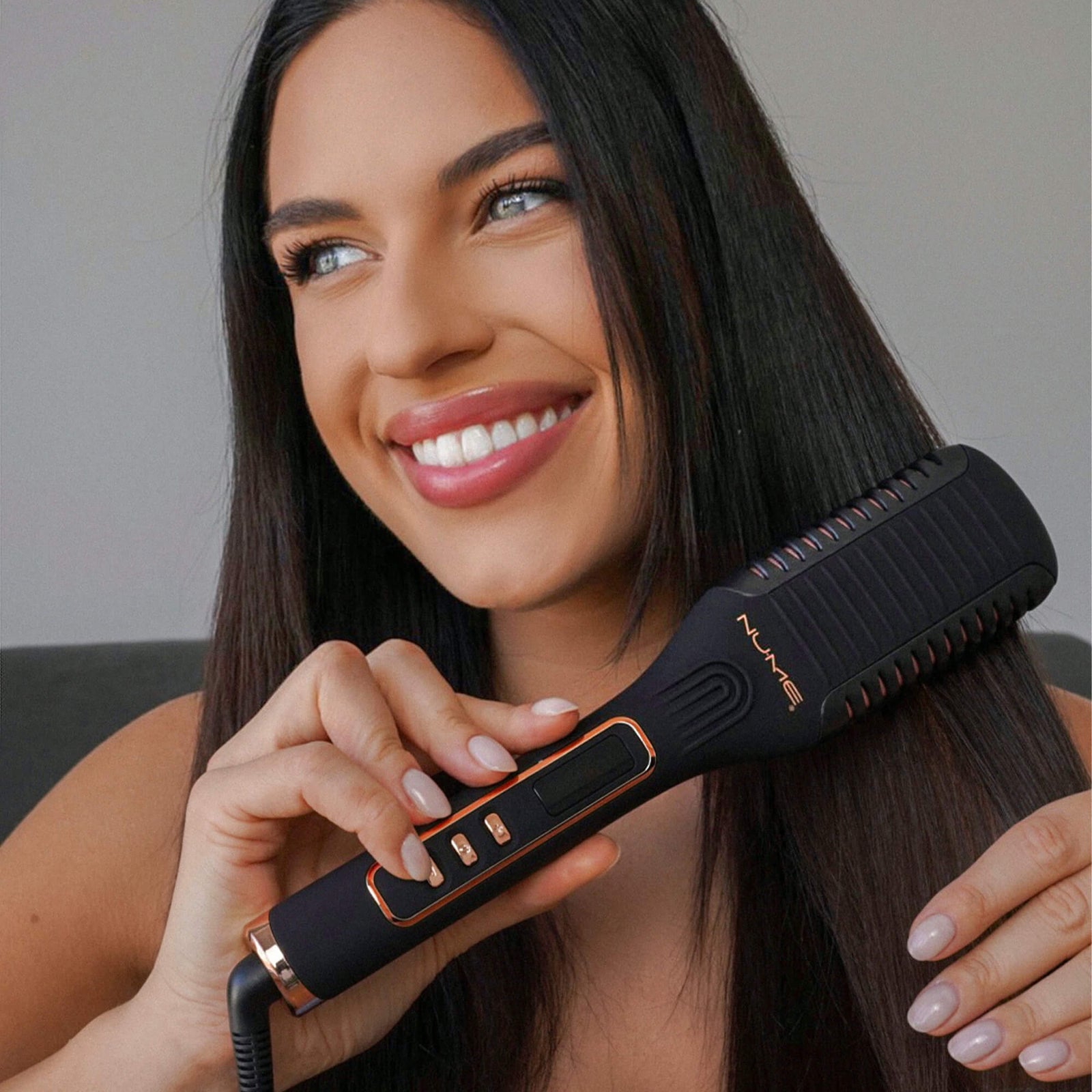 Straightening Heat Brush – Ionic Smoothing Brush